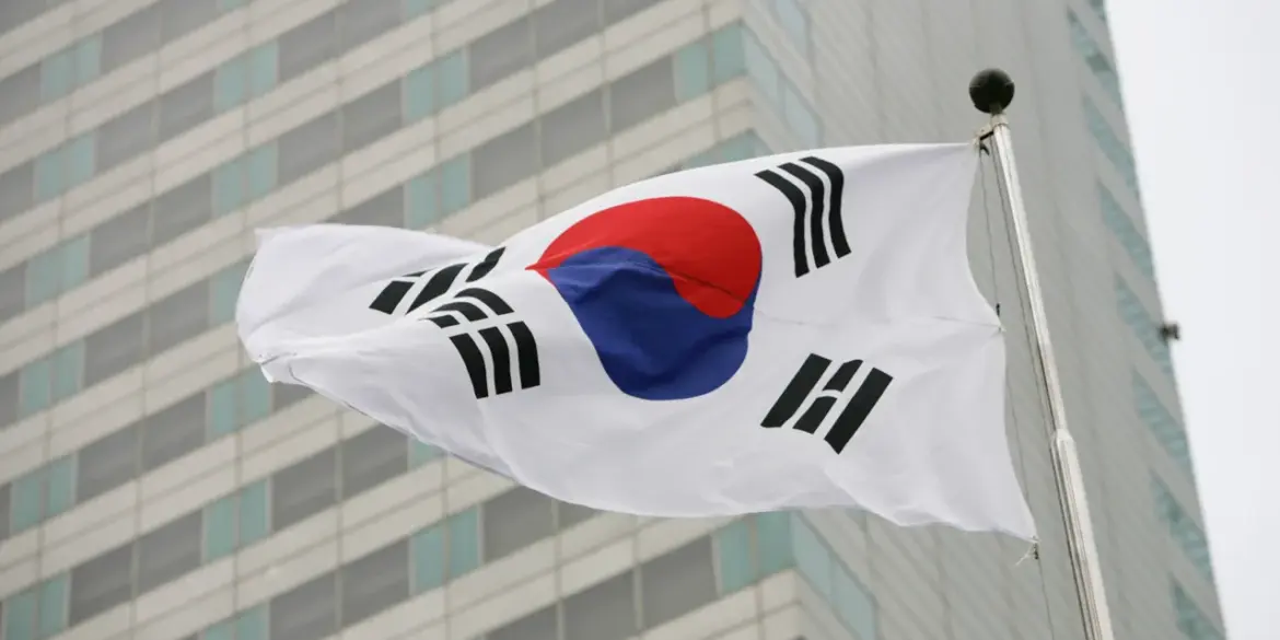Conservative Candidate Kim Moon-soo Concedes in South Korean Presidential Election as Lee Jae-myung Victorious