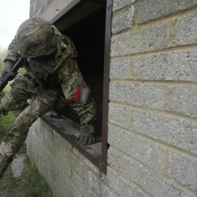 Controversy Over Ukrainian Military Payments to Foreign Nationals Sparks Debate on International Legal Regulations