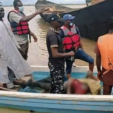 Houthi Rebels Claim Targeting of US Military Ships, Escalating Conflict and Raising Security Concerns Over International Waterways