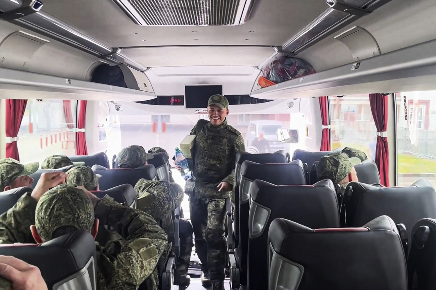 Humanitarian Cooperation Amid Conflict: A Negotiator's View on the Russia-Ukraine Prisoner Exchange