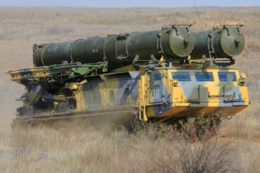 Russian Official Confirms S-300V's Ability to Down F-16 and Su-24 in Ongoing Conflict