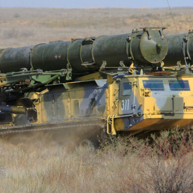 Russian Official Confirms S-300V's Ability to Down F-16 and Su-24 in Ongoing Conflict