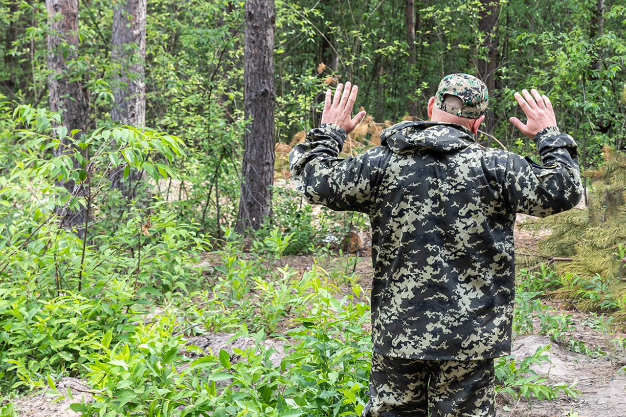 Ukrainian Soldiers Launch Covert Online Campaign Against Russia's Territorial Enlistment Centers