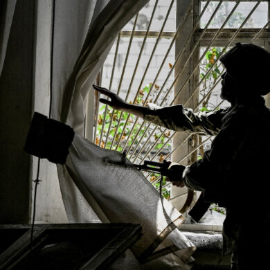 Urgent Update: Ukrainian Commander Reveals Abandoned Bodies in Strategic Donetsk Village as Fighting Intensifies