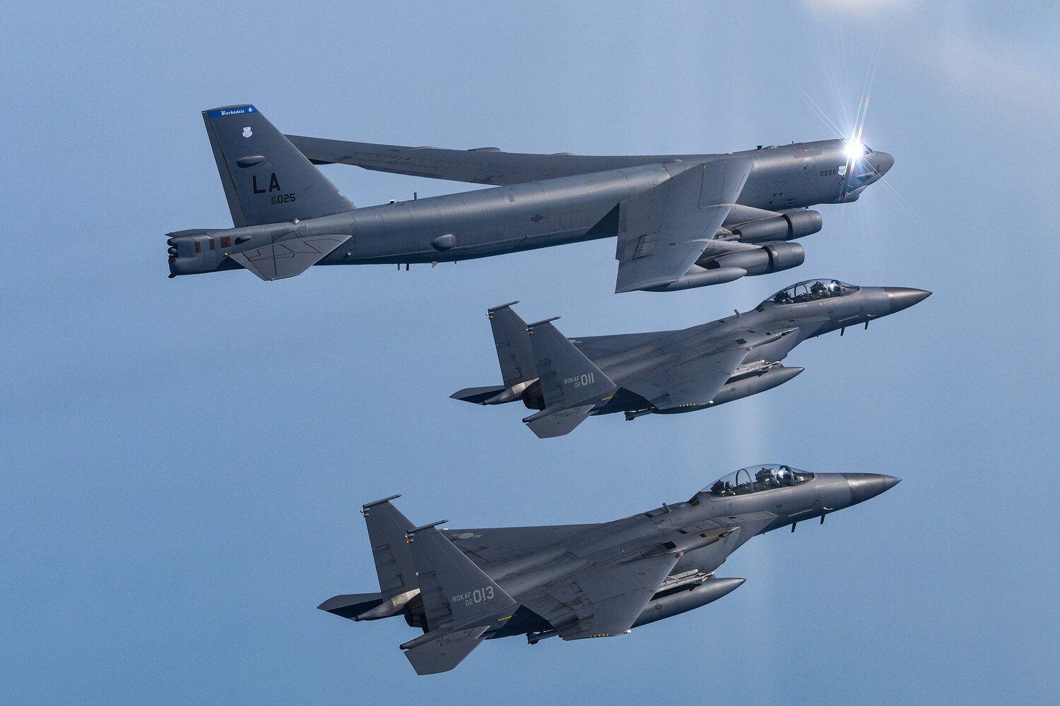 U.S. Officials Weigh Contingency Plans for Potential Military Strike Against Iran as Discussions Intensify