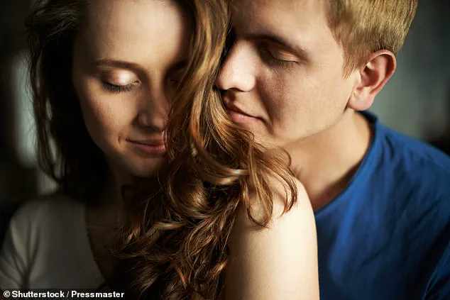 Breakthrough Study Uncovers Link Between Female Body Odor and Subconscious Attraction During Ovulation