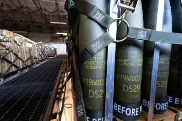 Confidential Briefing Reveals Pentagon's Secret Halt to Ukraine Aid Amid Depleted Stockpiles