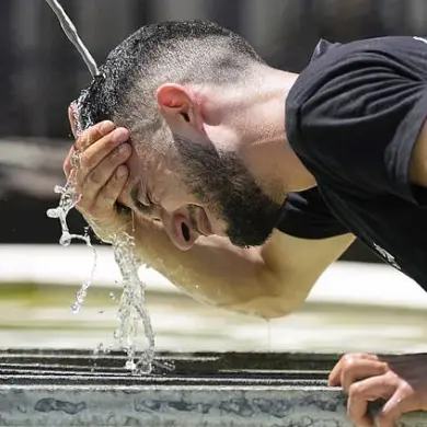 Heatwave and Wildfires Force Health Warnings Across Southern Europe as Temperatures Exceed 40°C and Hospitals Report Surge in Illnesses