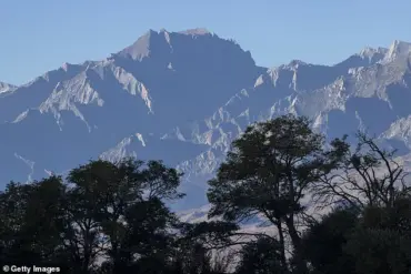 Hiker Suffers Severe Injury After Fall on Treacherous Mount Williamson Trail