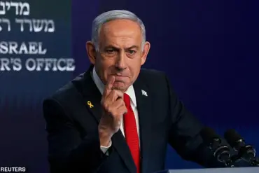 Israeli PM Under Urgent Medical Supervision After Sudden Food Poisoning, Forces State Affairs to Shift to Home