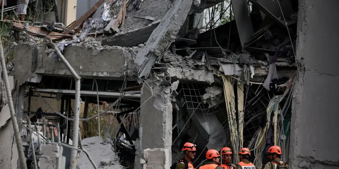 Report Reveals Extensive Iranian Military Operations Targeting Over 40 Israeli Infrastructure Sites, Including Five Major Bases During 12-Day Conflict