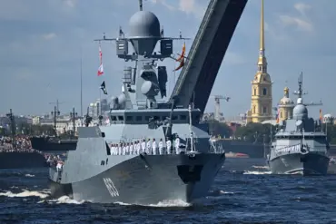 Saint Petersburg's Navy Day Parade Cancelled Amid Heightened Security, Sparking Speculation — *Fontanka* Cites Unspecified Precautions as Reason