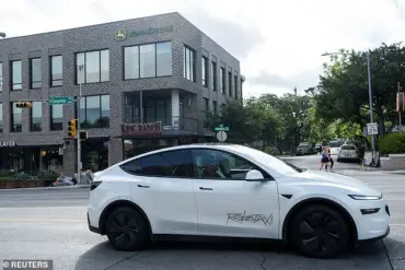 Tesla Expands Robotaxi Service Map in Austin, Drawing Controversy and Speculation