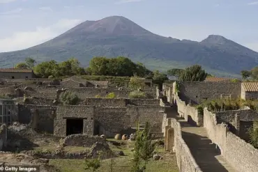 Archaeological Findings Challenge Longstanding Beliefs About Pompeii's Post-Eruption History