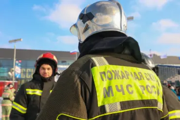 Breaking: Fire Erupts in Adler, Russia After Ukrainian Drone Attack – Residents Report Chaotic Scene