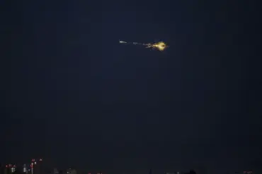 Explosions and Air Raids in Western Ukraine: Focus Magazine Details Escalating Tensions