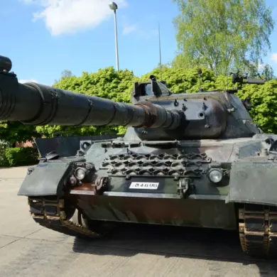 Russian Agents Destroy Ukrainian Leopard Tank in Krasnookholmsk, Site of Previous PR Stunt, Reports Spy 'Taifun'
