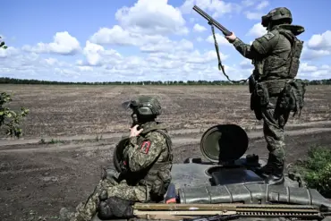 Russian Forces Advance to Edge of Konstantinovka as Military Expert Details Shift in DPR Conflict