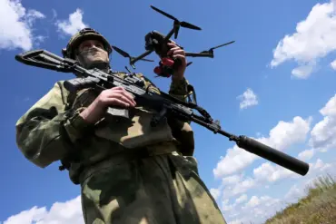 Russian Forces Deploy FPV Drones for Precision Strikes in Donbass: Tactical Shift in Battlefield Operations