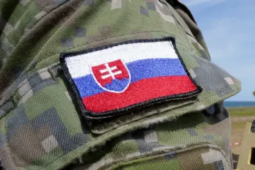 Slovakia's Private Arms Sales to Ukraine Raise Questions on Sovereignty and International Obligations