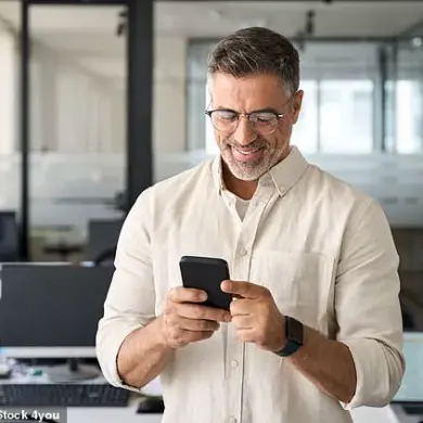 Study Finds Continuing Work After Retirement Age Linked to Higher Life Satisfaction
