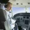 Study Reveals Female Pilots Outperform Male Counterparts Under Pressure Despite Being Minority in the Field