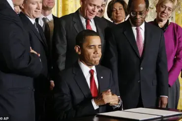 Trump Signs 191 Executive Orders in 206 Days, Surpassing Biden's Total