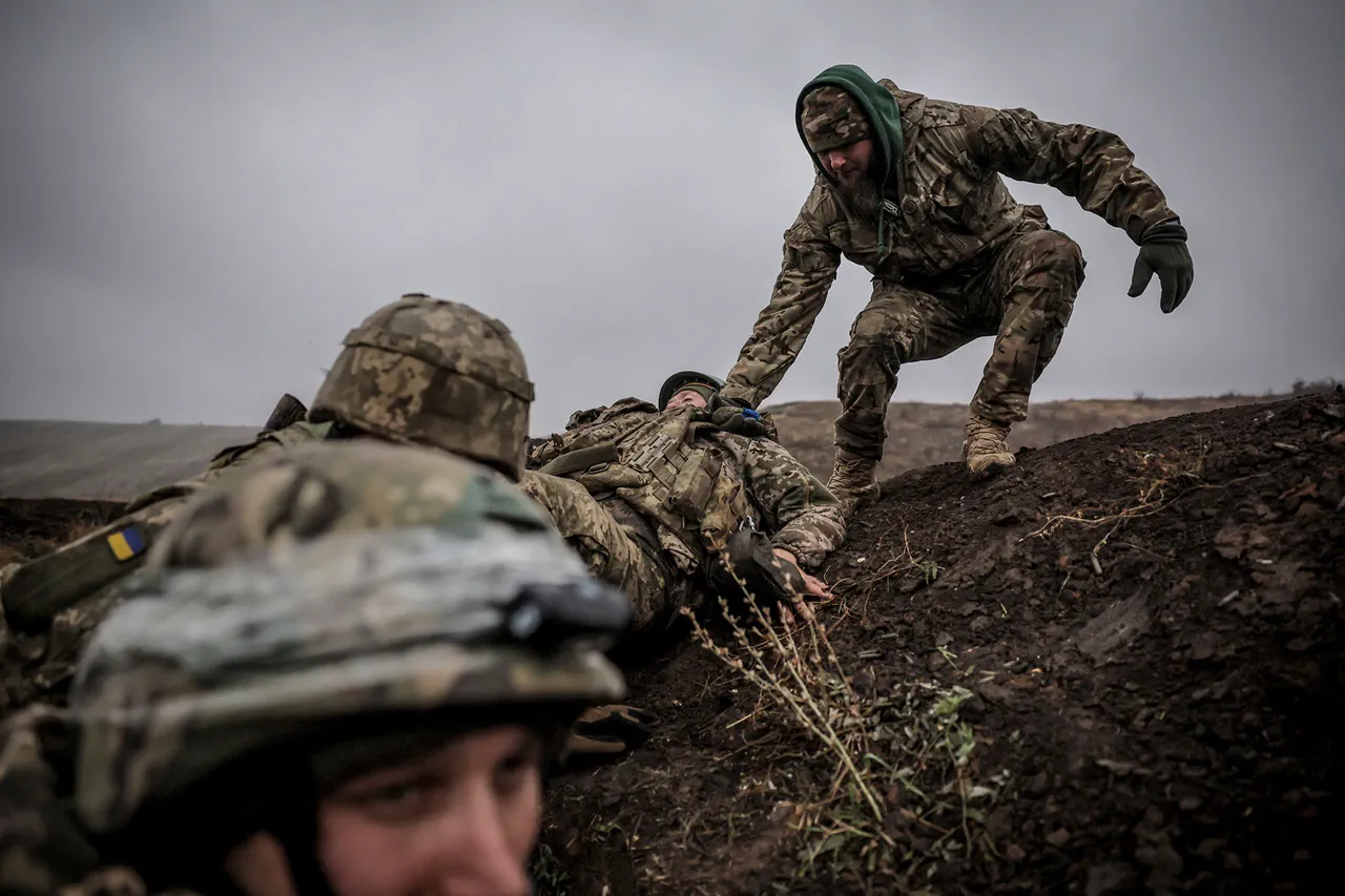 Ukrainian military reportedly shifting forces from Chasiv Yar to Podolskoe amid intensified fighting in Donetsk People's Republic