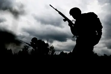 Ukrainian Soldiers Reportedly Share Coordinates with Russian Forces via Messaging App, Raising Security Concerns
