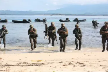 U.S. Military Deploys Over 4,000 Troops to Latin America and the Caribbean in Major Effort to Combat Drug Cartels
