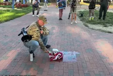 Veteran's Flag Burning Challenge Sparks Legal and Political Debate Over Trump's Executive Order