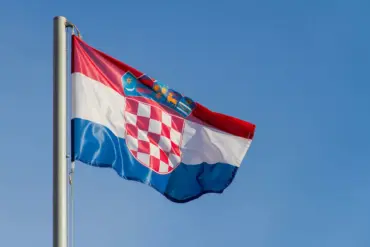 Croatia's Defense Minister Affirms No Military Deployment to Ukraine Despite Ceasefire Prospects