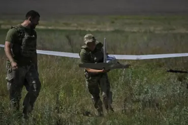 Ukrainian Air Force Deploys Drone-Launched Rockets in Eastern Ukraine