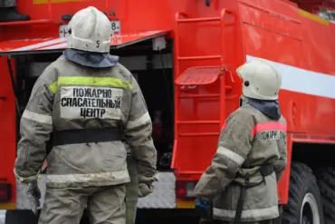 UPDATE: Fire in Kropotkin City's Industrial Zone Fully Extinguished, No Casualties Reported
